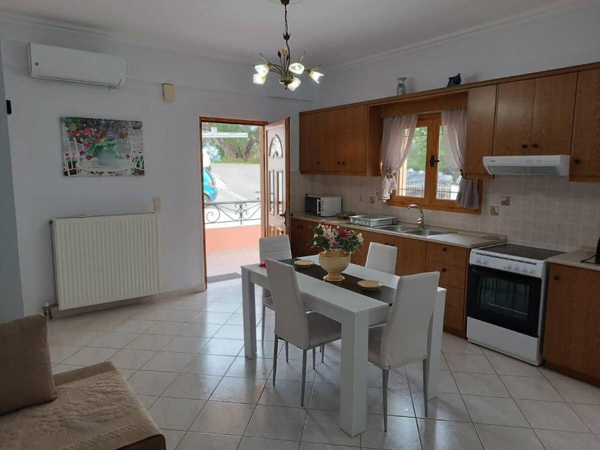 Turla'S Apartment Dasziá Kültér fotó