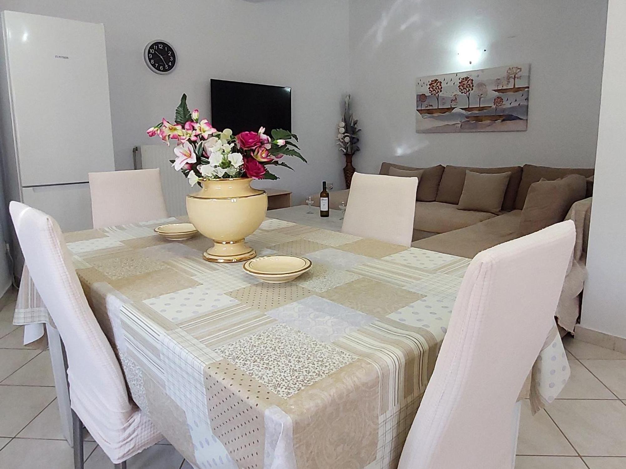 Turla'S Apartment Dasziá Kültér fotó